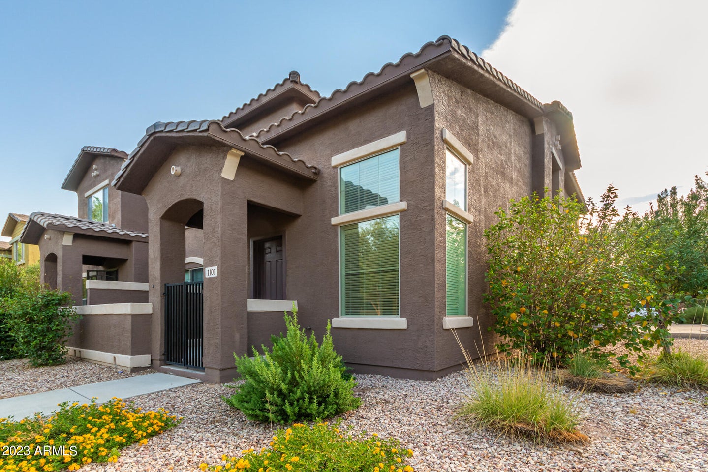 15240 N 142ND Avenue Phoenix  - RE/MAX Professionals Phoenix Arizona Real Estate