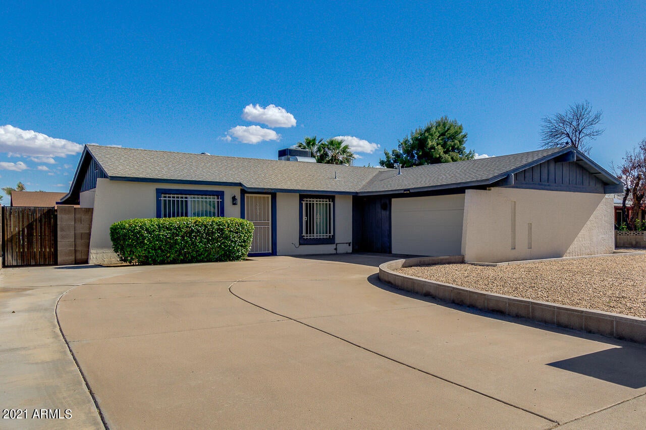 3737 W REDFIELD Road Phoenix  - RE/MAX Professionals Phoenix Arizona Real Estate